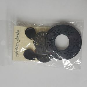 Traditional Indian Style Wood Round Earrings Black